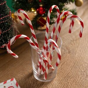Crayons Candy Cane
