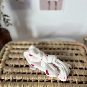 Bandeau bébé fait main "Coeurs Rouges" 0/6 mois